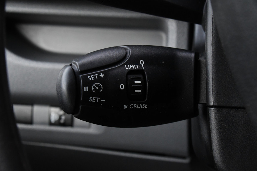 Opel Vivaro 1.5 CDTI L2H1 PB Edition Cruise, Camera, Airco, 120pk, Sensoren, Leder!