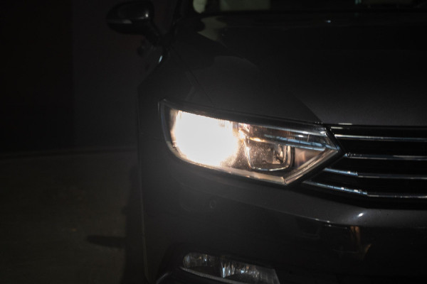 Volkswagen Passat 1.5 TSI Highline | Pano | Automaat | Trekhaak