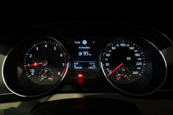Volkswagen Passat 1.5 TSI Highline | Pano | Automaat | Trekhaak
