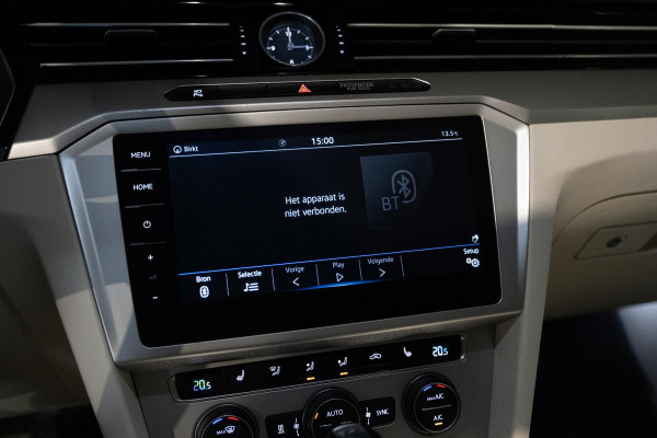 Volkswagen Passat 1.5 TSI Highline | Pano | Automaat | Trekhaak