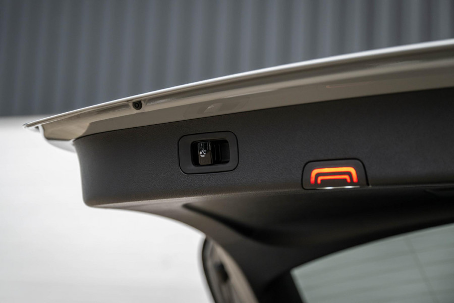 Mercedes-Benz E-Klasse AMG 53 4MATIC+ 612pk Achterasbesturing Trekhaak