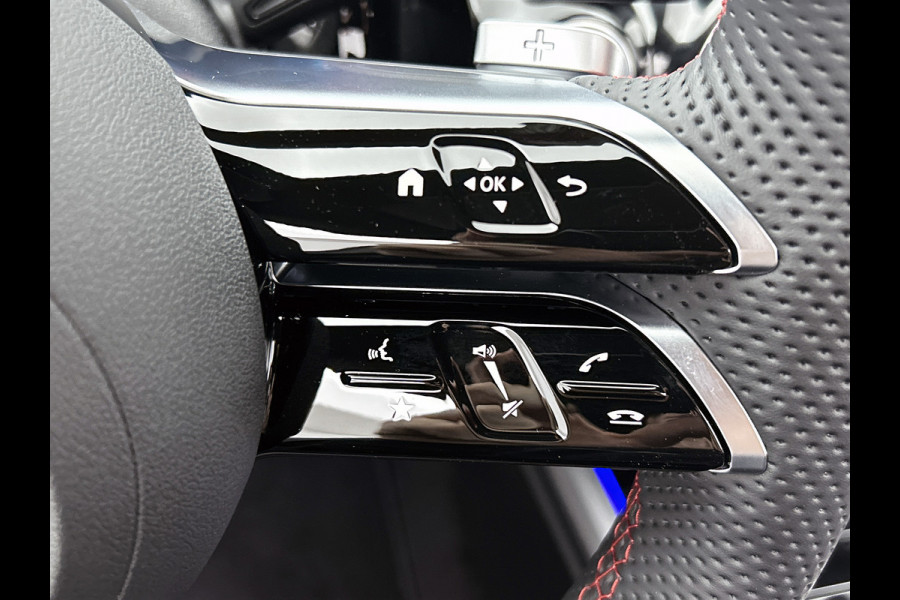 Mercedes-Benz GLA 180 Business Solution AMG | Trekhaak | MULTIBEAM LED | Nightpakket | Panoramaschuifdak | Smartphone Integratie | Keyless-Go comfortpakket | EASY PACK achterklep |