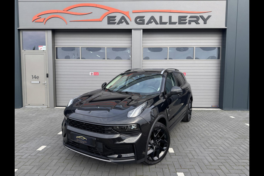 Lynk & Co 01 1.5 Bomvol Black Edition 261PK 360°Camera Zwarte hemel