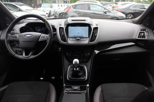 Ford Kuga 1.5 EcoBoost ST Line / Trekhaak / Camera / Leder&Alcantara / CarPlay / Keyless / B&O / 18'' / Navigatie / Dodehoek / DAB / Stoel+Stuurverwarming / Cruise Control