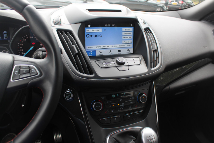 Ford Kuga 1.5 EcoBoost ST Line / Trekhaak / Camera / Leder&Alcantara / CarPlay / Keyless / B&O / 18'' / Navigatie / Dodehoek / DAB / Stoel+Stuurverwarming / Cruise Control