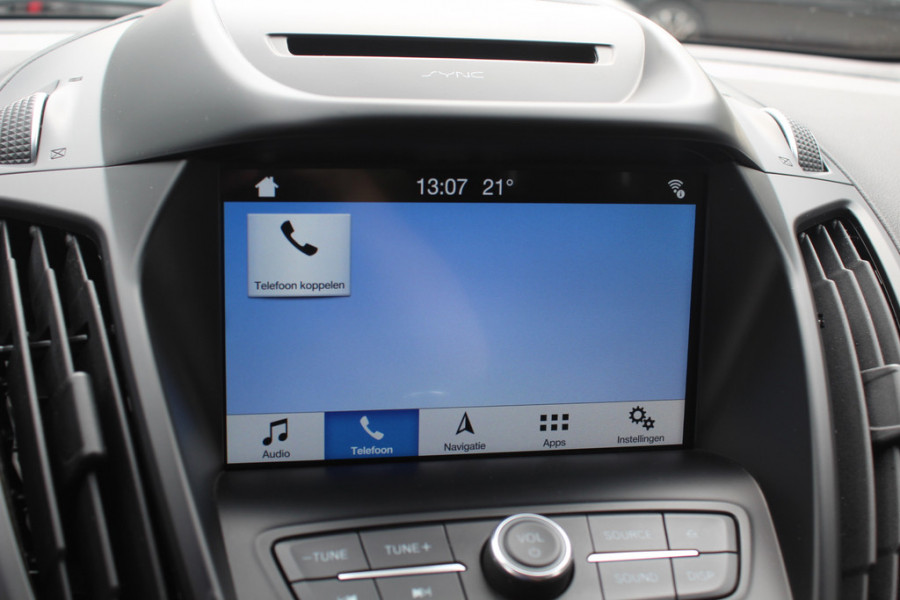 Ford Kuga 1.5 EcoBoost ST Line / Trekhaak / Camera / Leder&Alcantara / CarPlay / Keyless / B&O / 18'' / Navigatie / Dodehoek / DAB / Stoel+Stuurverwarming / Cruise Control