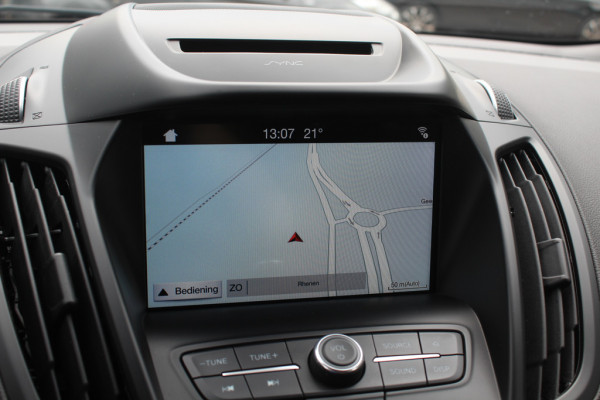 Ford Kuga 1.5 EcoBoost ST Line / Trekhaak / Camera / Leder&Alcantara / CarPlay / Keyless / B&O / 18'' / Navigatie / Dodehoek / DAB / Stoel+Stuurverwarming / Cruise Control