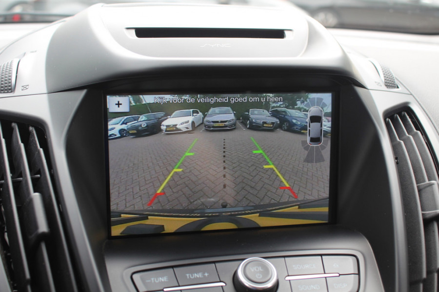 Ford Kuga 1.5 EcoBoost ST Line / Trekhaak / Camera / Leder&Alcantara / CarPlay / Keyless / B&O / 18'' / Navigatie / Dodehoek / DAB / Stoel+Stuurverwarming / Cruise Control