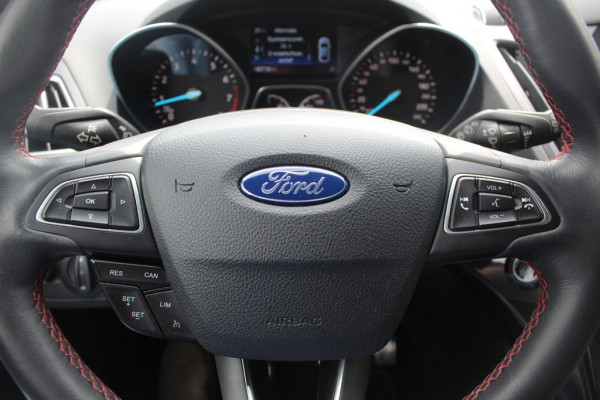 Ford Kuga 1.5 EcoBoost ST Line / Trekhaak / Camera / Leder&Alcantara / CarPlay / Keyless / B&O / 18'' / Navigatie / Dodehoek / DAB / Stoel+Stuurverwarming / Cruise Control