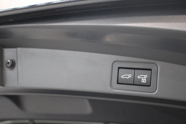 Toyota Corolla Touring Sports Hybrid 140 Executive Camera|Navi|Carplay|Half Leer