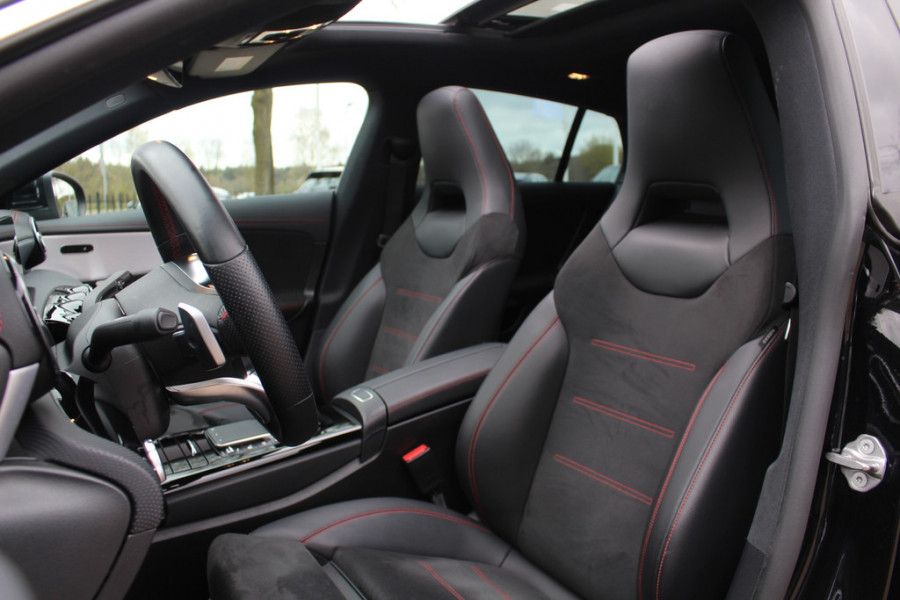 Mercedes-Benz CLA-Klasse Shooting Brake 200 Business Solution AMG / Panoramadak / Camera / Memory seats / Keyless / 18'' / Matrix LED / Navigatie / Stoelverwarming / Cruise Control