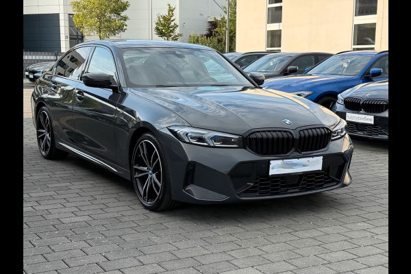 BMW 3-serie 320d xDrive M-SPORT ** LED, NAVI+, HALF-LEDER, HuD, ACC, 19-inch LMV, DRAVIT GRAU ** 1e EIG - UNFALLFREI - BMW GAR ** ** INFORMEER OOK NAAR ONZE AANTREKKELIJKE FINANCIAL-LEASE TARIEVEN **