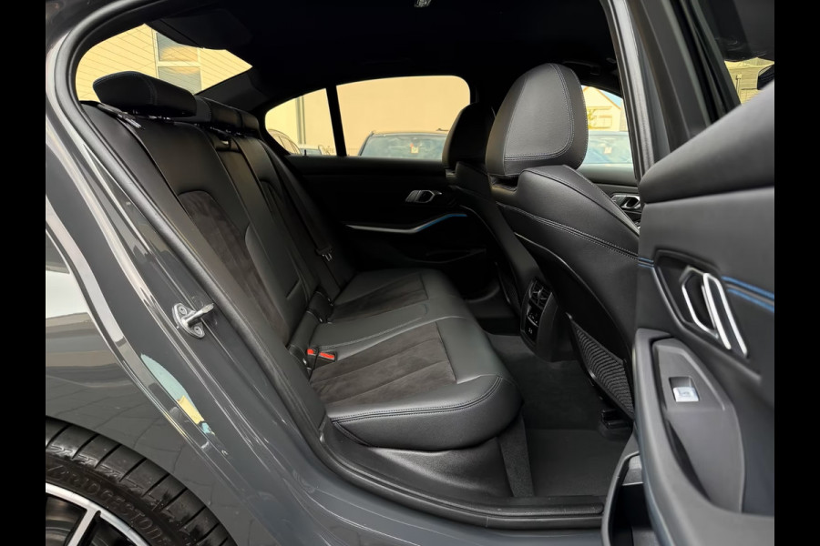 BMW 3-serie 320d xDrive M-SPORT ** LED, NAVI+, HALF-LEDER, HuD, ACC, 19-inch LMV, DRAVIT GRAU ** 1e EIG - UNFALLFREI - BMW GAR ** ** INFORMEER OOK NAAR ONZE AANTREKKELIJKE FINANCIAL-LEASE TARIEVEN **