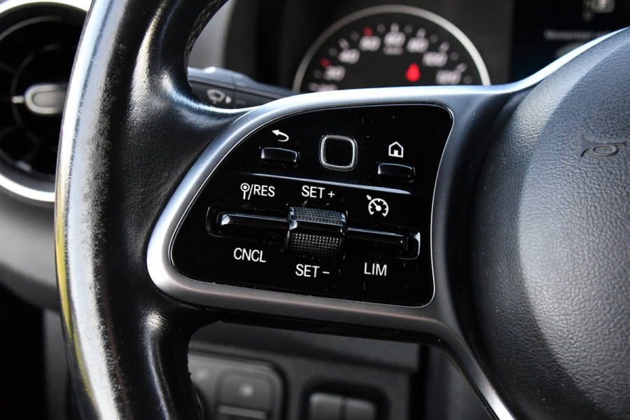 Mercedes-Benz Sprinter 319 V6 3.0 CDI L2H2 AMG Edition 360 Camera, Cruise, Carplay, 10,5'' Mbux, LED, Stoelverwarming, Standkachel, Automaat, Trekhaak, Uniek!