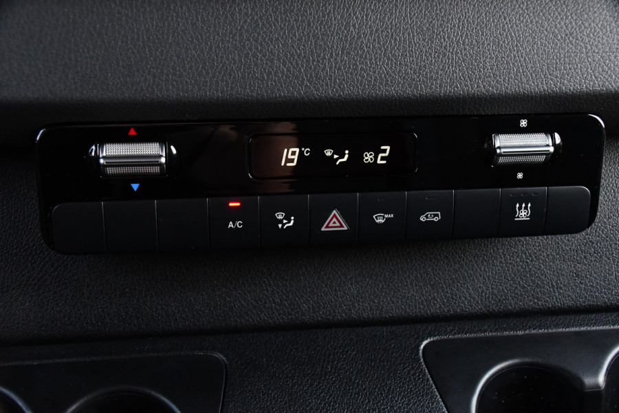 Mercedes-Benz Sprinter 319 V6 3.0 CDI L2H2 AMG Edition 360 Camera, Cruise, Carplay, 10,5'' Mbux, LED, Stoelverwarming, Standkachel, Automaat, Trekhaak, Uniek!