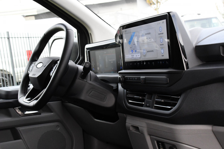 Ford E-Transit Cust. 340 L2H1 Limited 65 kWh DEMO, Virtual, Adaptieve Cruise, Camera, Carplay, Stoelverwarming, LED, 218pk, NAVI, Uniek!