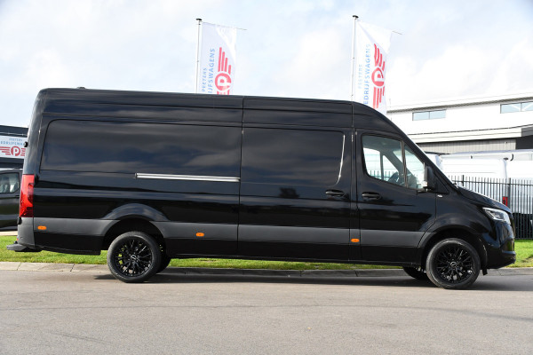 Mercedes-Benz Sprinter 317 1.9 CDI L3H2 RWD Black Edition Adaptieve Cruise, Camera, Carplay, 10,5'' Mbux, LED, Leder, Stoelverwarming, Dodehoek, NAVI, Uniek!