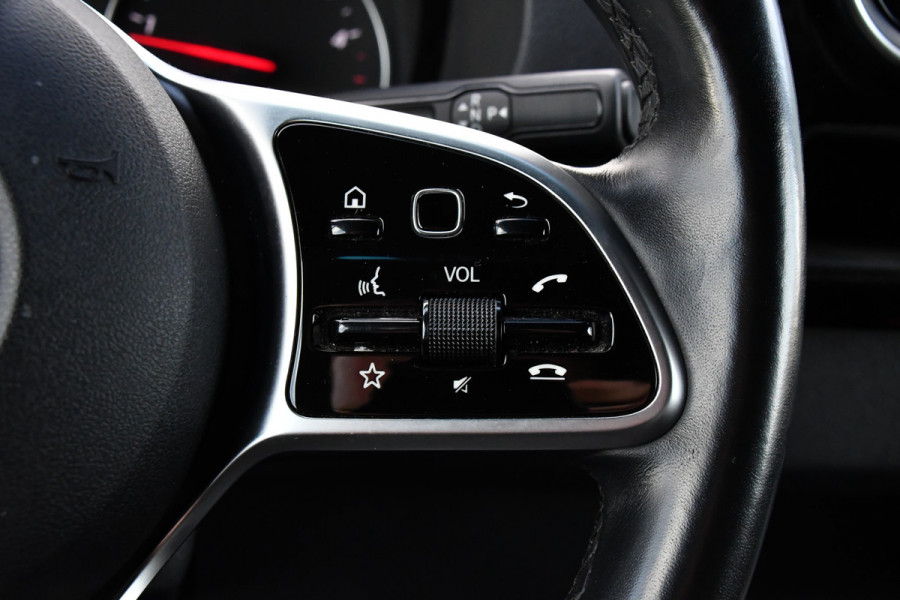 Mercedes-Benz Sprinter 317 1.9 CDI L3H2 RWD Black Edition Adaptieve Cruise, Camera, Carplay, 10,5'' Mbux, LED, Leder, Stoelverwarming, Dodehoek, NAVI, Uniek!