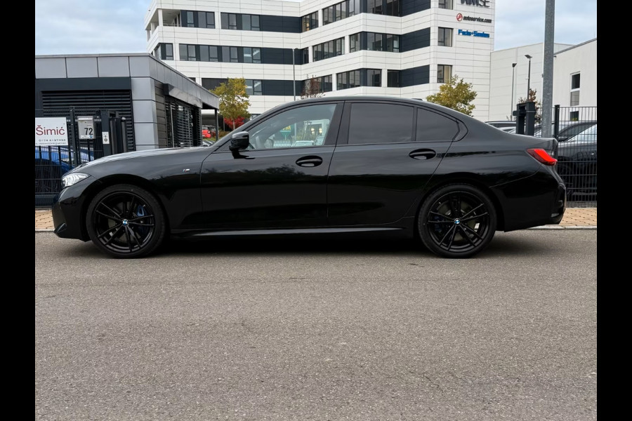 BMW 3-serie 320d xDrive M-SPORT ** LASER, NAVI+, HALF-LEDER, HuD, ACC, 19-inch LMV, H&K SOUND ** 1e EIG - UNFALLFREI - BMW GAR ** ** INFORMEER OOK NAAR ONZE AANTREKKELIJKE FINANCIAL-LEASE TARIEVEN **