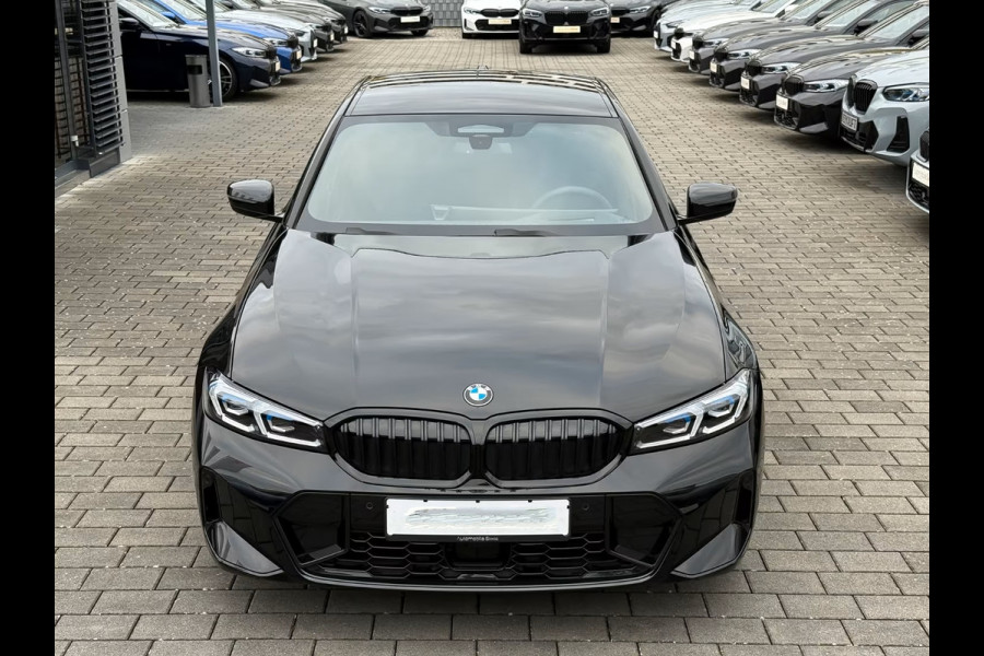 BMW 3-serie 320d xDrive M-SPORT ** LASER, NAVI+, HALF-LEDER, HuD, ACC, 19-inch LMV, H&K SOUND ** 1e EIG - UNFALLFREI - BMW GAR ** ** INFORMEER OOK NAAR ONZE AANTREKKELIJKE FINANCIAL-LEASE TARIEVEN **