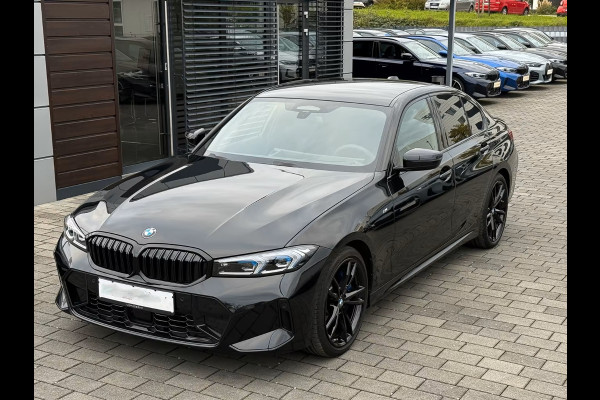 BMW 3-serie 320d xDrive M-SPORT ** LASER, NAVI+, HALF-LEDER, HuD, ACC, 19-inch LMV, H&K SOUND ** 1e EIG - UNFALLFREI - BMW GAR ** ** INFORMEER OOK NAAR ONZE AANTREKKELIJKE FINANCIAL-LEASE TARIEVEN **