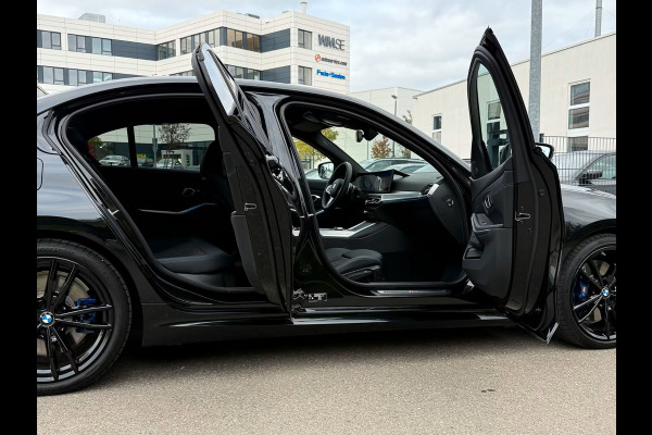 BMW 3-serie 320d xDrive M-SPORT ** LASER, NAVI+, HALF-LEDER, HuD, ACC, 19-inch LMV, H&K SOUND ** 1e EIG - UNFALLFREI - BMW GAR ** ** INFORMEER OOK NAAR ONZE AANTREKKELIJKE FINANCIAL-LEASE TARIEVEN **