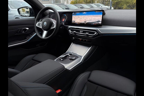BMW 3-serie 320d xDrive M-SPORT ** LASER, NAVI+, HALF-LEDER, HuD, ACC, 19-inch LMV, H&K SOUND ** 1e EIG - UNFALLFREI - BMW GAR ** ** INFORMEER OOK NAAR ONZE AANTREKKELIJKE FINANCIAL-LEASE TARIEVEN **