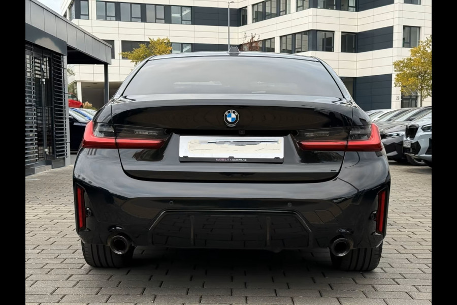 BMW 3-serie 320d xDrive M-SPORT ** LASER, NAVI+, HALF-LEDER, HuD, ACC, 19-inch LMV, H&K SOUND ** 1e EIG - UNFALLFREI - BMW GAR ** ** INFORMEER OOK NAAR ONZE AANTREKKELIJKE FINANCIAL-LEASE TARIEVEN **
