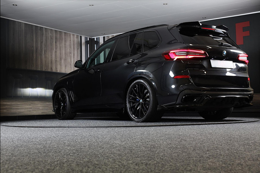 BMW X5 XDrive45e M Sportpakket / Acc / Head Up / HK / Lane Assist / Dode Hoek / Leder / Open Pano / Luchtvering / Laser / 22