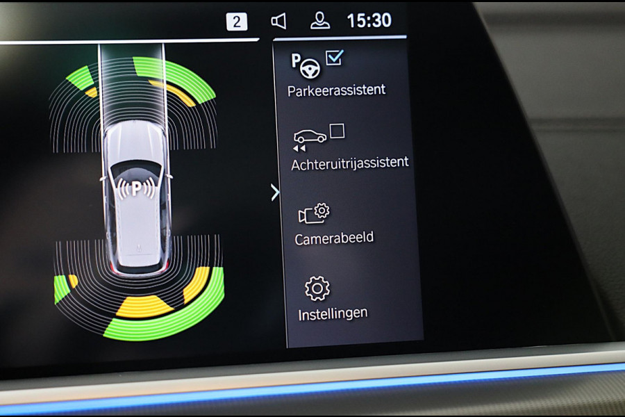 BMW X5 XDrive45e M Sportpakket / Acc / Head Up / HK / Lane Assist / Dode Hoek / Leder / Open Pano / Luchtvering / Laser / 22