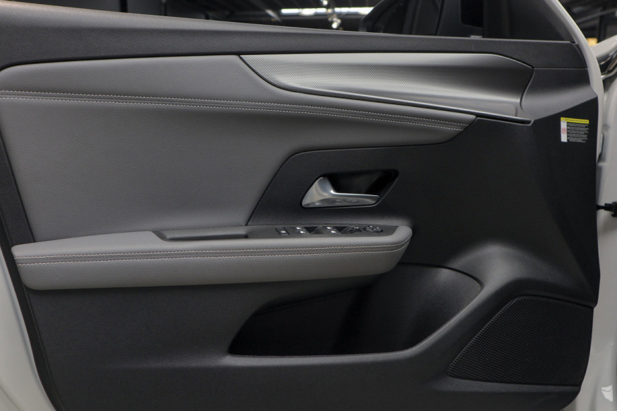 Opel Mokka 1.2 T Leer Navi Camera PDC Climate C. Stoelverwarming LM velgen Carplay Stoelverwarming Parkeerpilootsysteem achter BTW auto