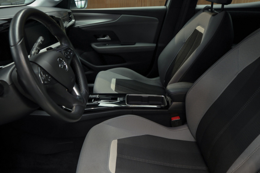 Opel Mokka 1.2 T Leer Navi Camera PDC Climate C. Stoelverwarming LM velgen Carplay Stoelverwarming Parkeerpilootsysteem achter BTW auto