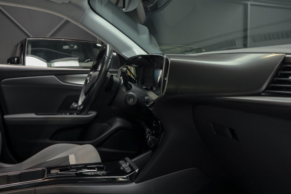 Opel Mokka 1.2 T Leer Navi Camera PDC Climate C. Stoelverwarming LM velgen Carplay Stoelverwarming Parkeerpilootsysteem achter BTW auto