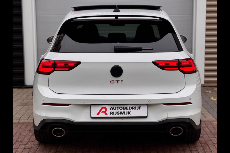 Volkswagen Golf 2.0 TSI GTI Clubsport Pano/Matrix/Camera/Blindspot