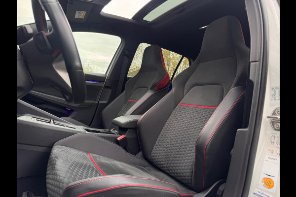 Volkswagen Golf 2.0 TSI GTI Clubsport Pano/Matrix/Camera/Blindspot