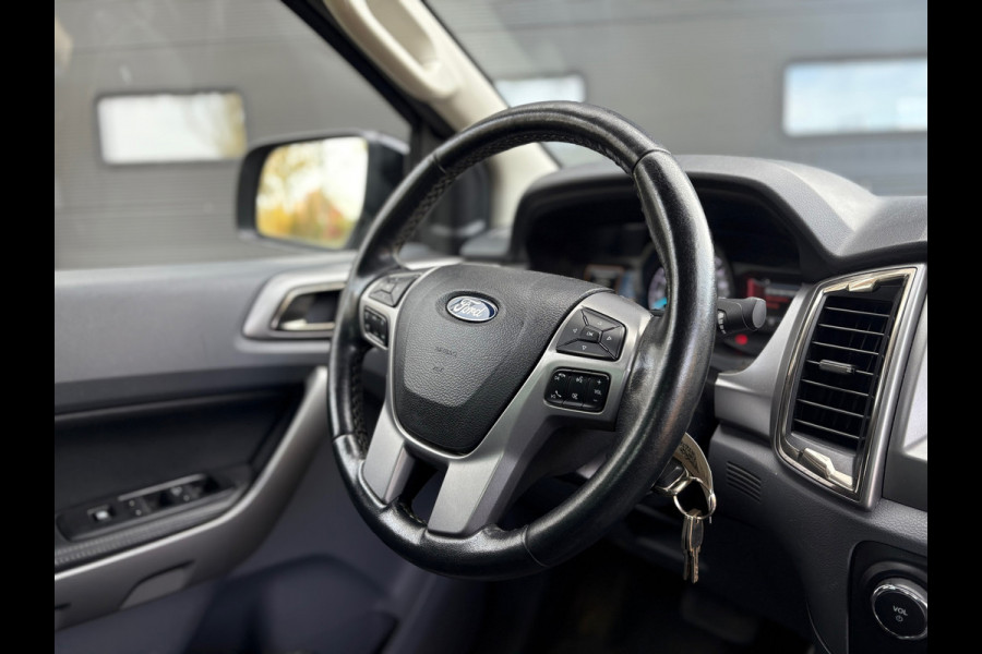 Ford Ranger 3.2 TDCi Supercab - 5 persoons - Zeer mooi - Led