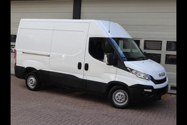 Iveco Daily 35S14 136pk Euro 6 - L2H2 - Trekhaak - Cruise - Airco
