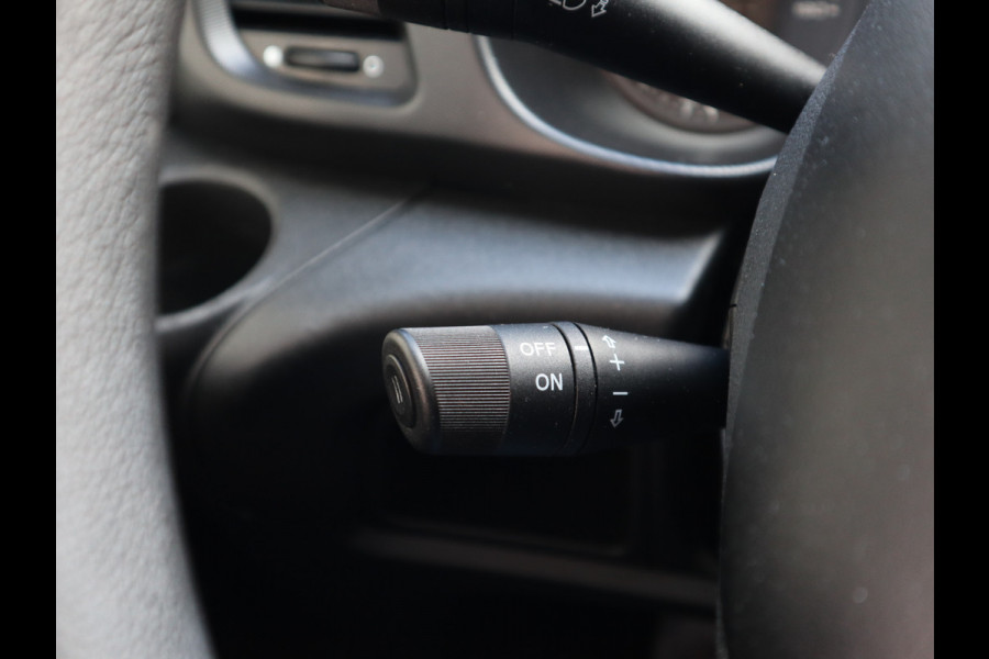 Iveco Daily 35S14 136pk Euro 6 - L2H2 - Trekhaak - Cruise - Airco