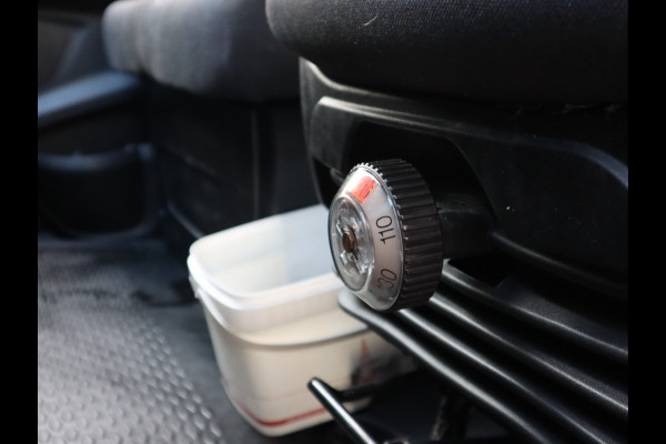 Iveco Daily 35S14 136pk Euro 6 - L2H2 - Trekhaak - Cruise - Airco