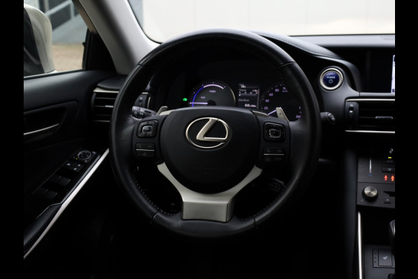 Lexus IS 300h Hybrid Business Line | Safety Pack | Leder | Stoelverwarmin