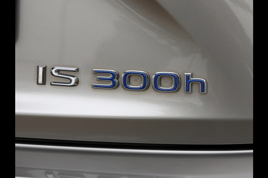 Lexus IS 300h Hybrid Business Line | Safety Pack | Leder | Stoelverwarmin