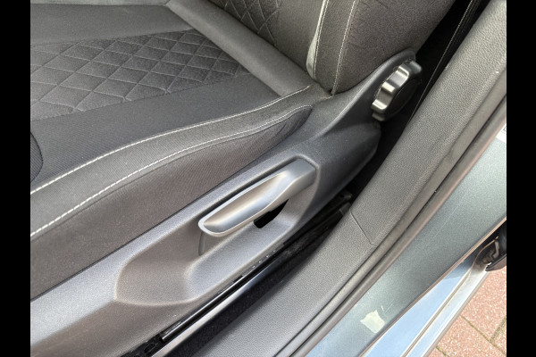 Škoda SCALA 1.0 TSi Sport Business CLIMA/CRUISE/CARPLAY/DAB/PDC/18INCH/TREKHAAK