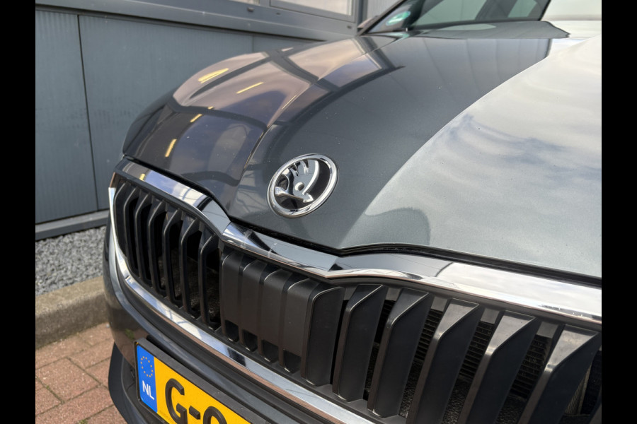 Škoda SCALA 1.0 TSi Sport Business CLIMA/CRUISE/CARPLAY/DAB/PDC/18INCH/TREKHAAK