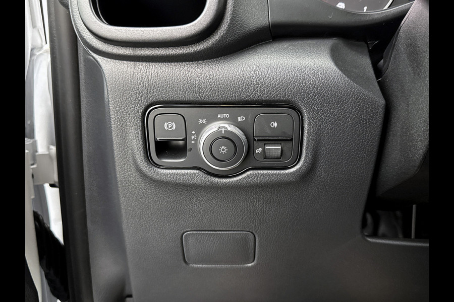 Mercedes-Benz Vito 116 CDI L2 Pro Led voor + achter Parkeerpakket Achterklep Trekhaak Achteruitrijcamera Apple Carplay/Android Auto Betimmering Cru