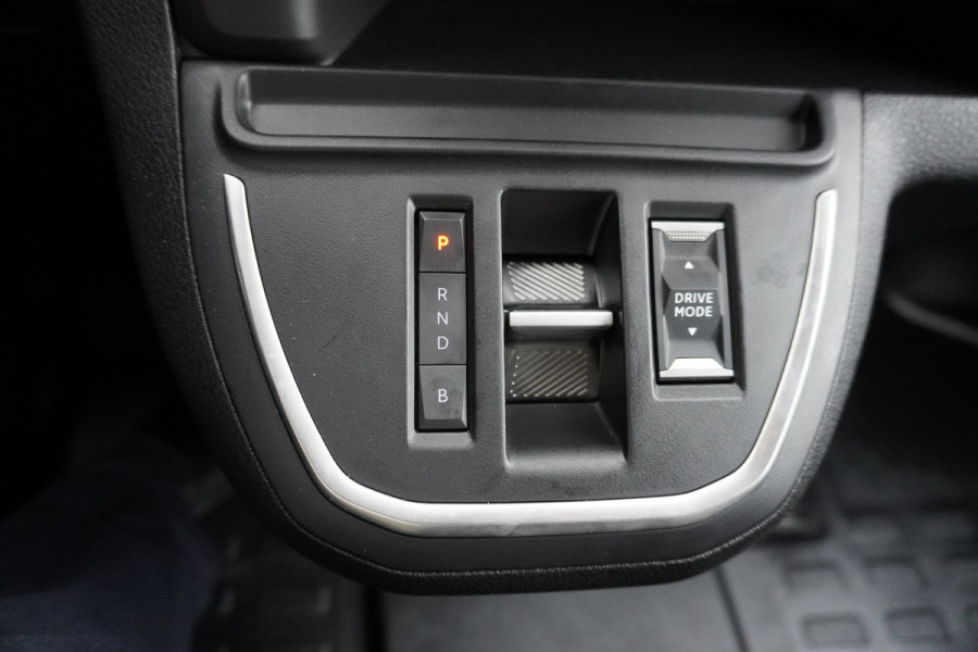 Peugeot e-Expert EV L2 75 kWh Elektrisch Automaat nr. V216 | Airco | Cruise | Navi | Camera