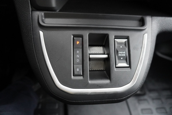Peugeot e-Expert EV L2 75 kWh Elektrisch Automaat nr. V216 | Airco | Cruise | Navi | Camera