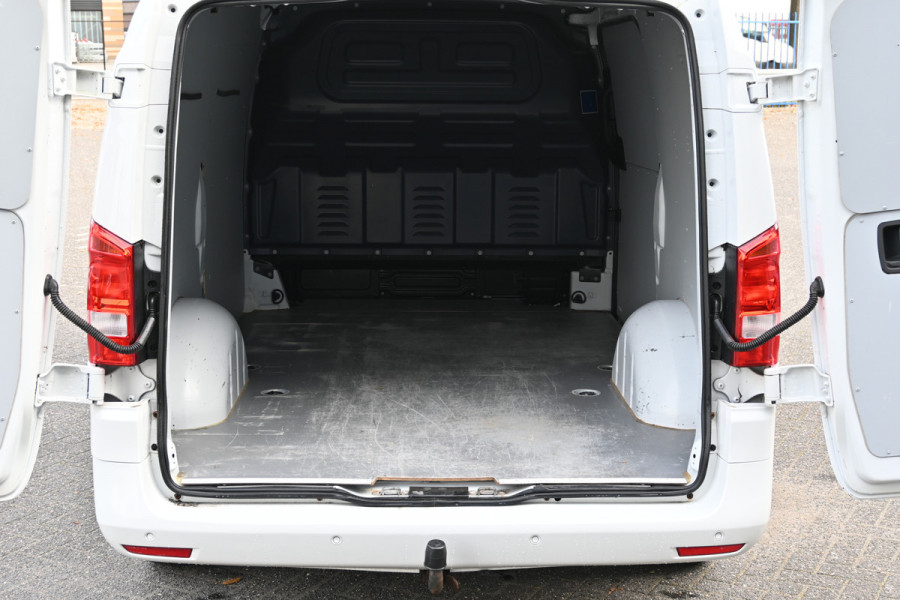 Mercedes-Benz Vito 114 CDI L2 LED, 2500 kg Trekhaak, Navigatie met camera