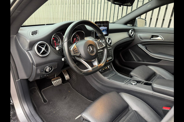 Mercedes-Benz CLA-Klasse Shooting Brake 200 d AMG Line - Panoramadak