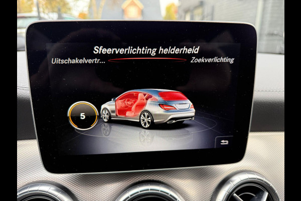 Mercedes-Benz CLA-Klasse Shooting Brake 200 d AMG Line - Panoramadak