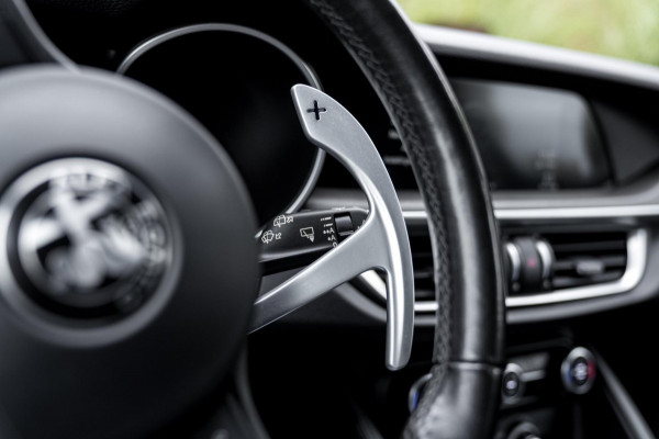 Alfa Romeo Stelvio 2.0 T AWD Super First Edition 280 PK Leder Camera Keyless Stoel/Stuurverw. Elek Klep 20''